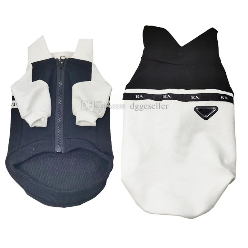 

Designer Dog Clothes Brand Dog Apparel Pet Jacket with Inverted Triangle Metal Plate Puppy Coats for Spring Winter Autumn French Bulldog Warm Outerwears Black L A521