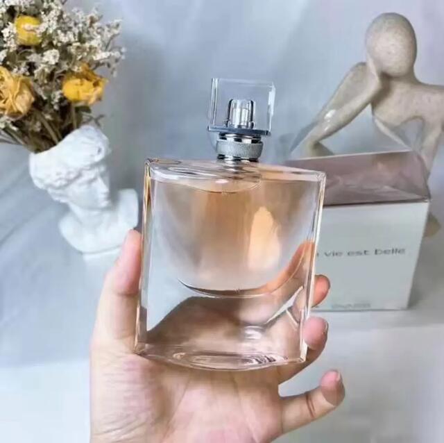 

LA VIE EST BELLE Promotion Women's Fragrance Cologne Body Mist Spray 75ML EDP Lady Fragrance Long Lasting Pleasant Smell