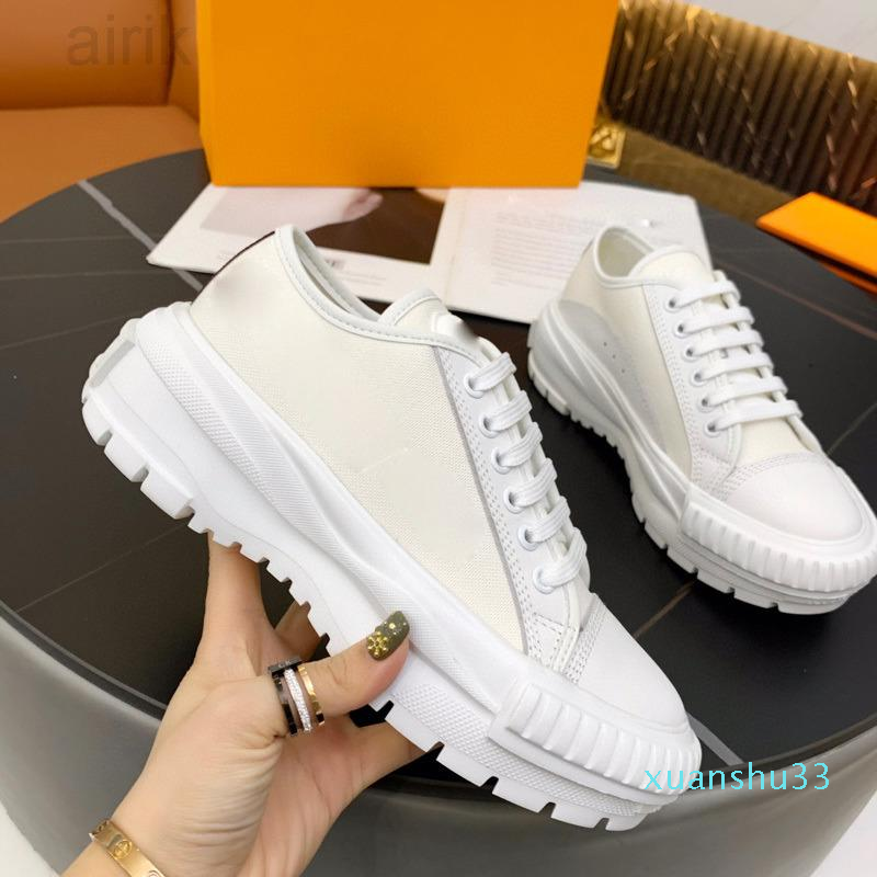 

Rhyton Casual Shoes Women Designer Sneakers Shoes Fashion Designers Shoe canvas letters Genuine leather Chaussures Ladies Shoes, Red