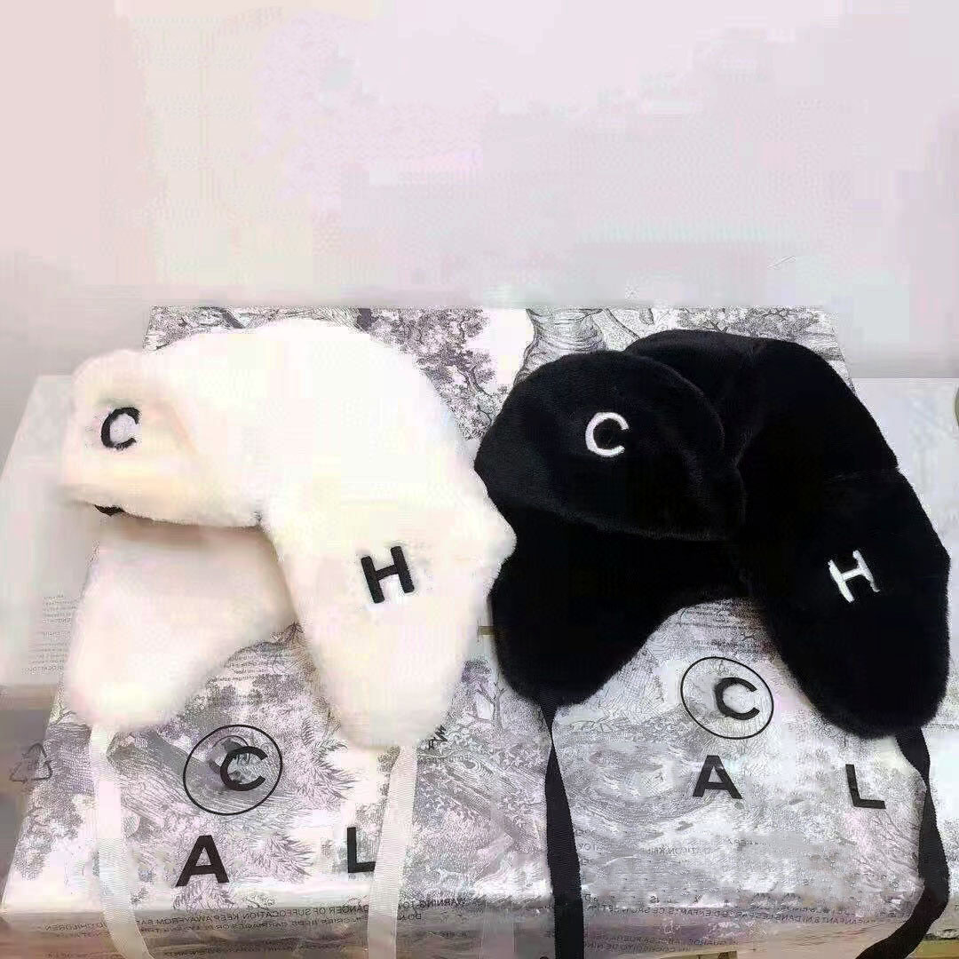 Luxury Designer Rabbit Fur Blend Beanie Hat - Unisex Casual Winter Warmth Skull Cap - Black White