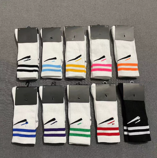 

New Casual Basketball Socks Men's Towel Bottom Thickened Elite Sock Non-Slip Wear-Resistant Athletic Socks Four Seasons, Black