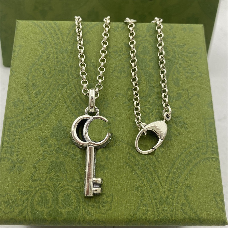 

Designer necklaces for teen girls silver valentines day girlfriend gifts letter charm necklace key pendants lady sweater chain have love necklace luxury necklaces