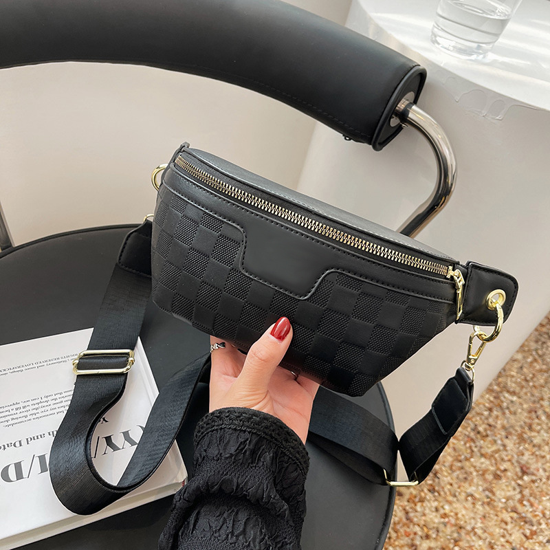 

Designers Waist Bags Bumbags Classic Letters Plaid Golden Zipper Belt Bag Fannypacks Men Women Fashion Luxurys Crossbody Purses, Black