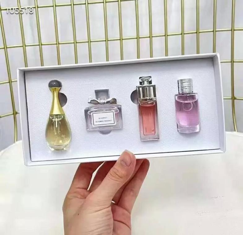 

1 Set Women Perfume Spray Deodorant Women Long Lasting Floral Glass Bottles7760776