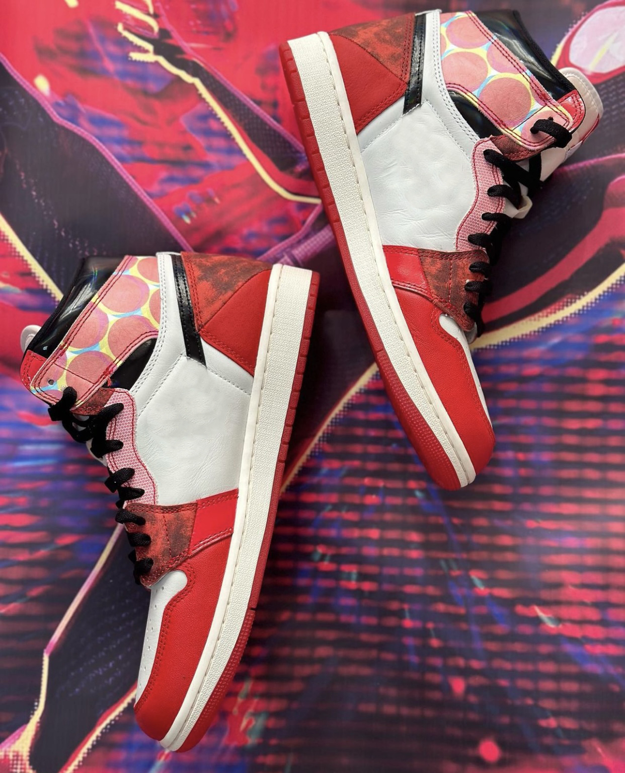 

Jumpman 1 Basketball Shoes 1s High Og Spiders Mans Across the Verse Sports Sneakers Trainers Mens Red White, Dv1748-601