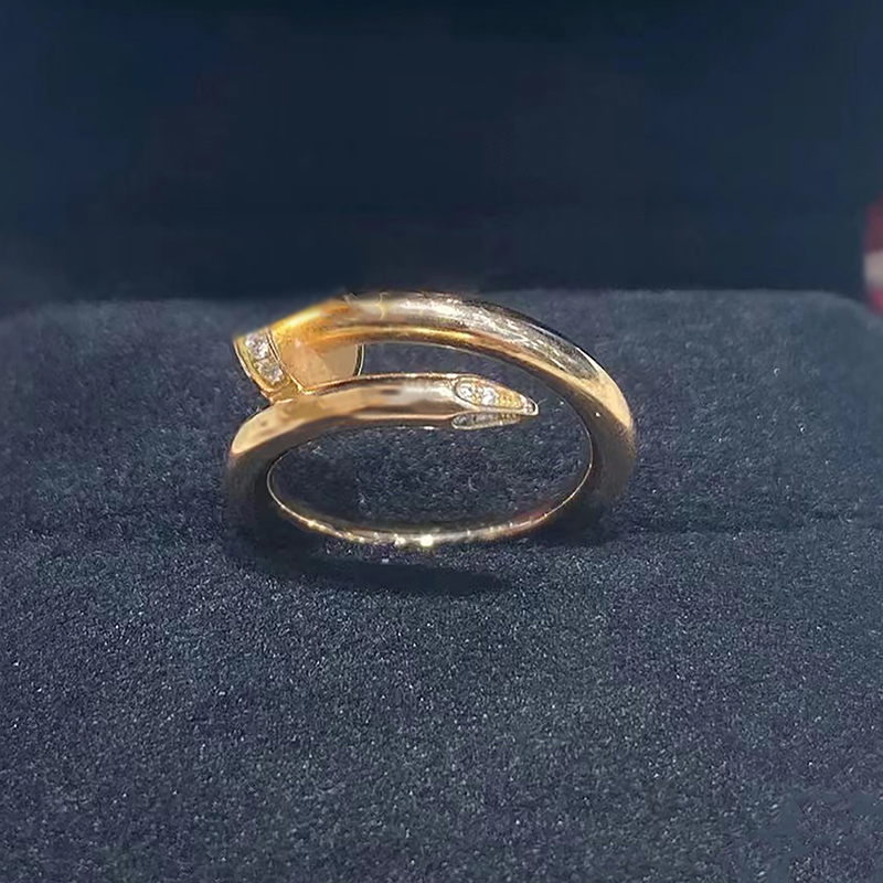 

womens rings designer lovers ring Luxury Jewelry size 6-11 Titanium Alloy Gold Plated Diamond Craft Fashion Accessories Never Fade golds diamon dNail ring