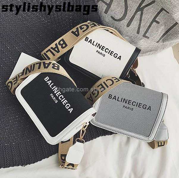 

2023 New Spring Fashion Women's New Designer Handbags Simple Square Bag Women's Letter Messenger Shoulder Bags 010723H