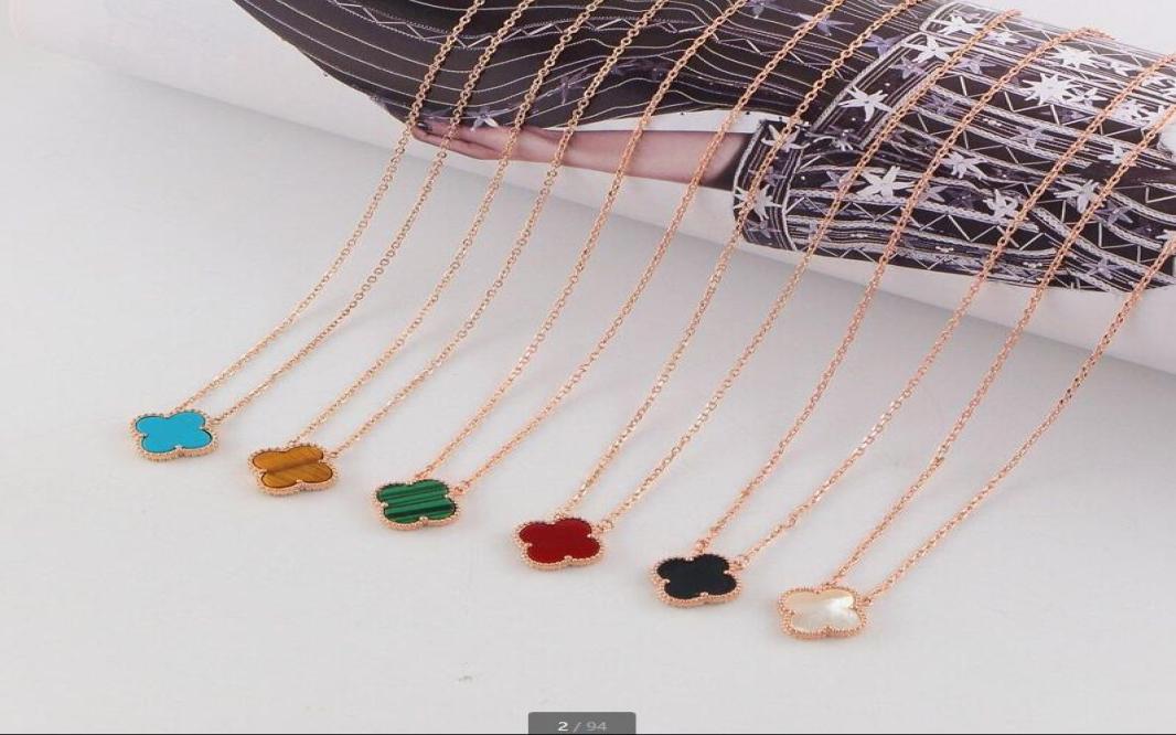 

Classic Titanium steel Pendant Necklaces 18K gold plated Four Leaves Clover women luck Necklace Earrings Bracelet Designer Jewelry9341041