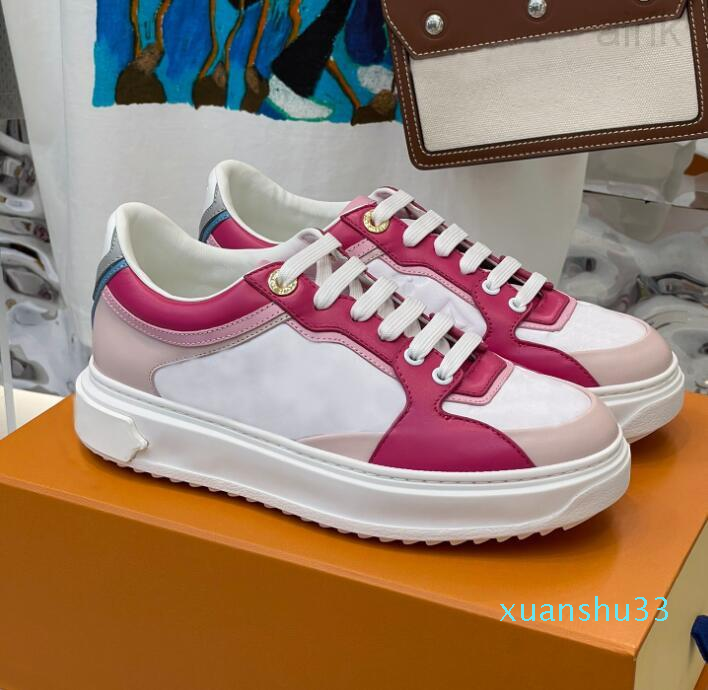 

Designer Luxury TimeOut Sneakers Women Casual Shoes Lady Embossed Lambskin Calfskin White Padded Pattern Trend Retro Style Fashion, Color 1