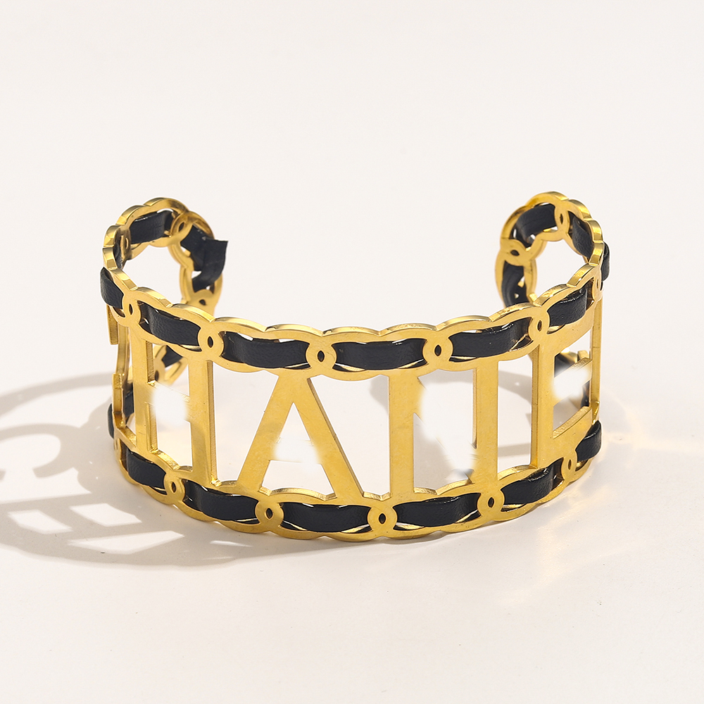 

Europe Fashion Style Designer Brand Letter Bracelets Women Bangle Luxury Designer Jewelry Hollow 18K Gold Plated Stainless steel Wedding Lovers Gift Bangles