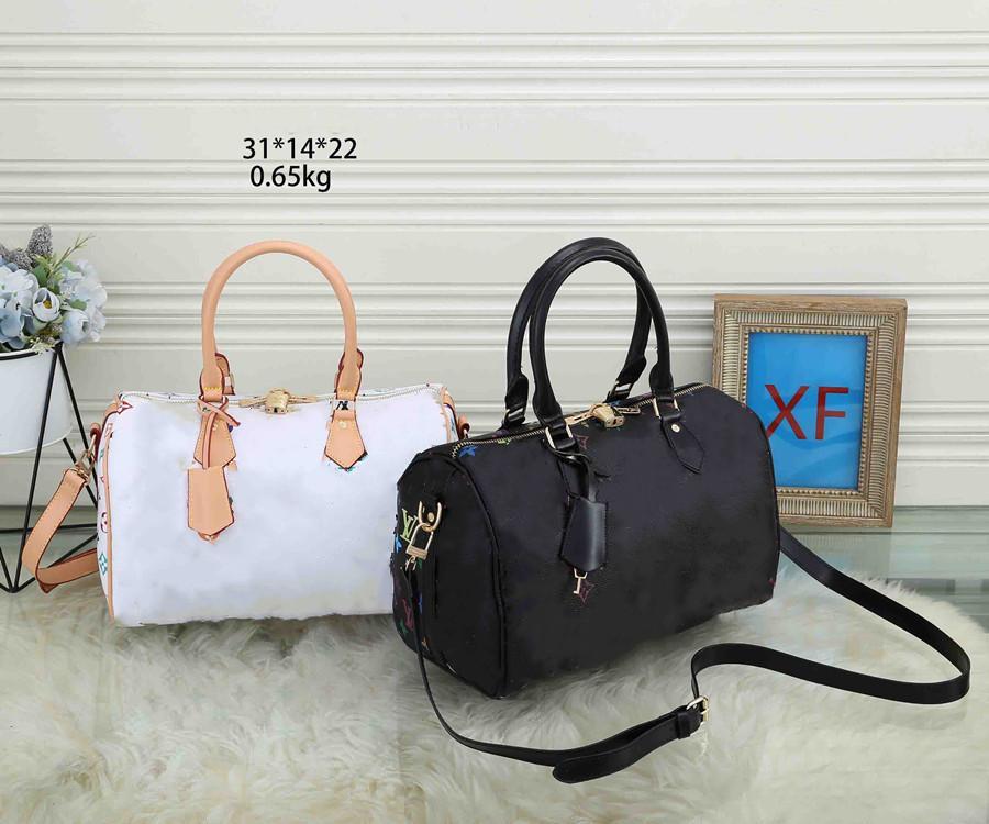 

Women Messenger Travel Designer Bag Classic Style Fashion bags Shoulder Lady Totes Crossbody handbags Wallet 31cm With key lock, Black