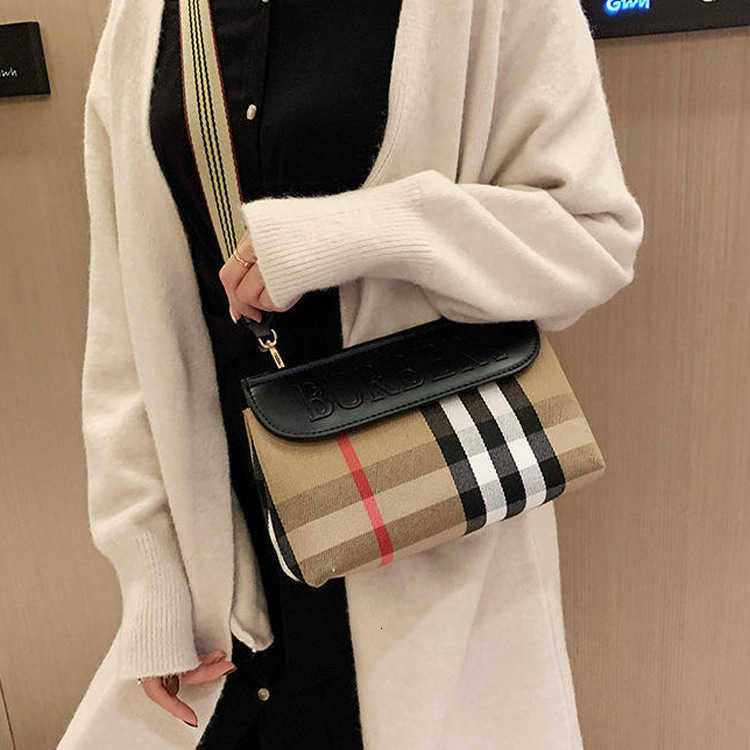 

Shops Sell Designer Bags Cheaply Women's Fashion Foreign Style Versatile One Shoulder Diagonal Cross Leisure Version Lattice, Sky blue