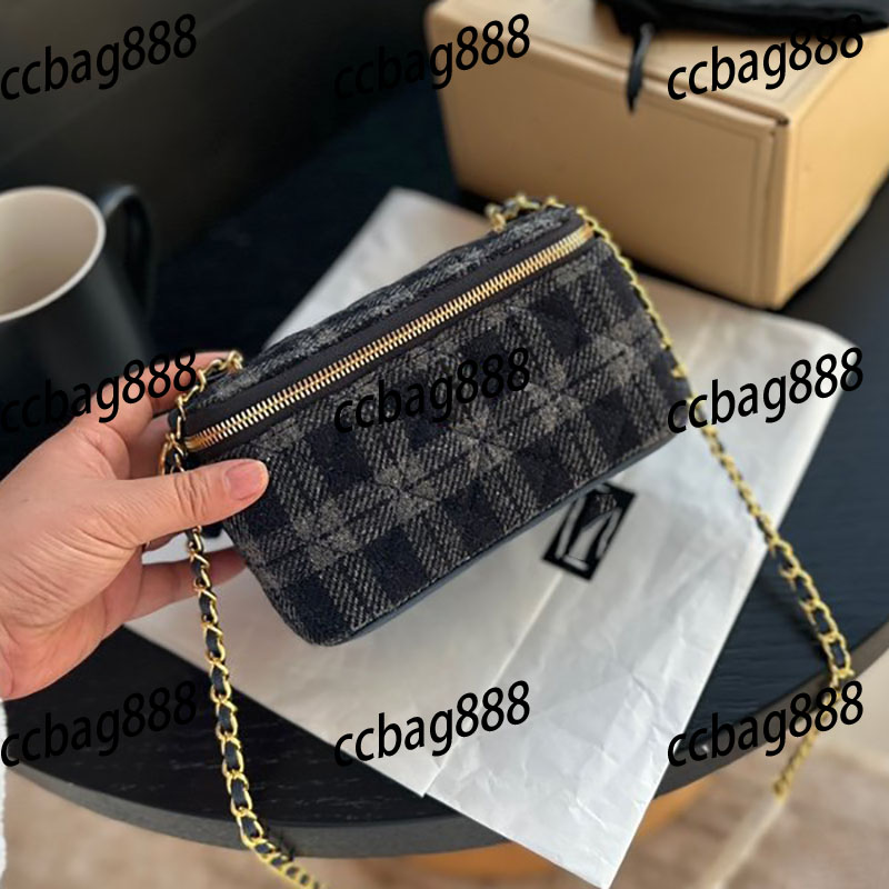 

CC Bags Luxury Brand Cross Body Trend Tweed Women Messenger Bag Cosmetic Bag Trunk Classic Zipper Handbag Vintage Wallet Pochettes Card Hold, Grey