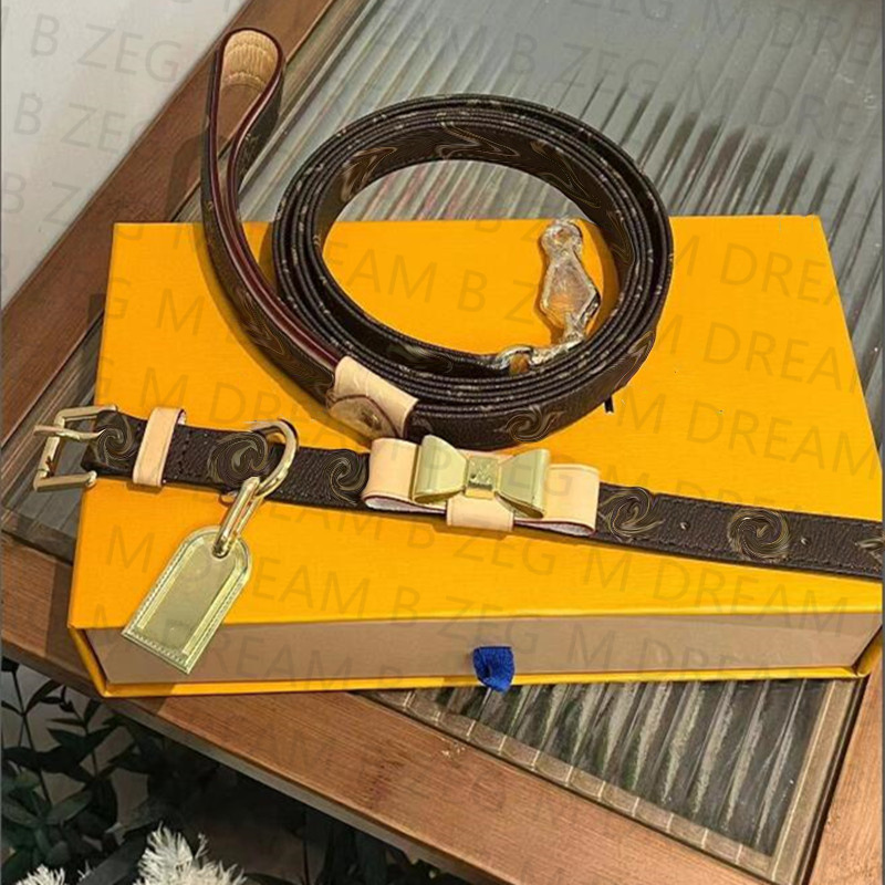 

Classic Designer Dog Collars Old Flower Pet Leashes Set Fashion Brand Adjustable Puppy Leash Pet Outdoor Running Training Necklace Rope Tie PS1671