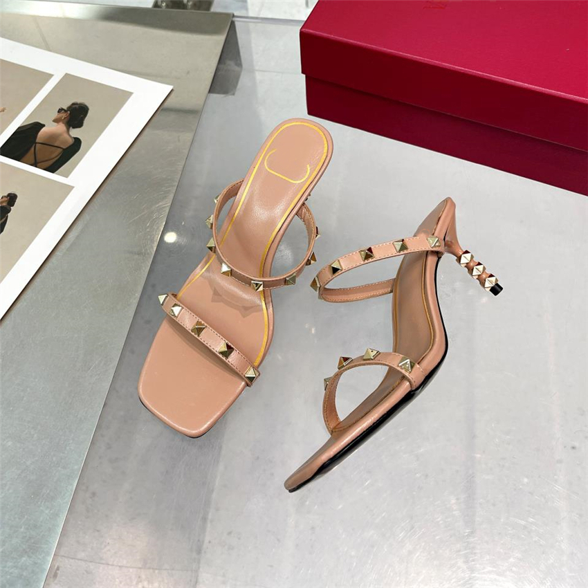 

Summer Popular Women Sandals 2023 Valentinoity Luxury Brand Business Dress Wedding Party Leather High Heels Casual Flat Slippers 03-03
