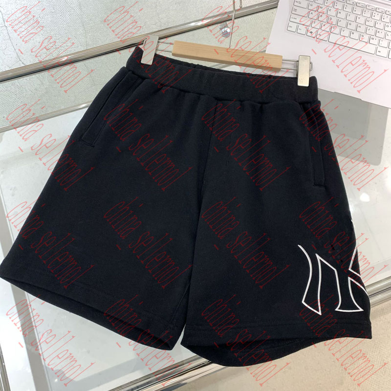 

Men' shorts Summer big print loose version beach sports fashion, White