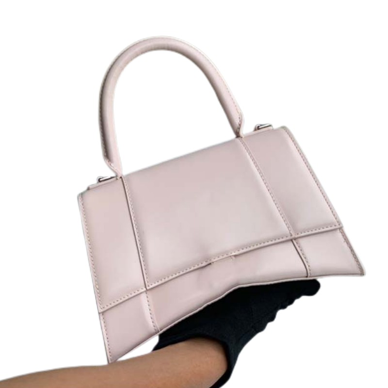 

Luxury Designer bag Classic latest color women Half moon shaped hourglass Shoulder bags handbag leather womens Cross body handbags Stylish and versatile, Black