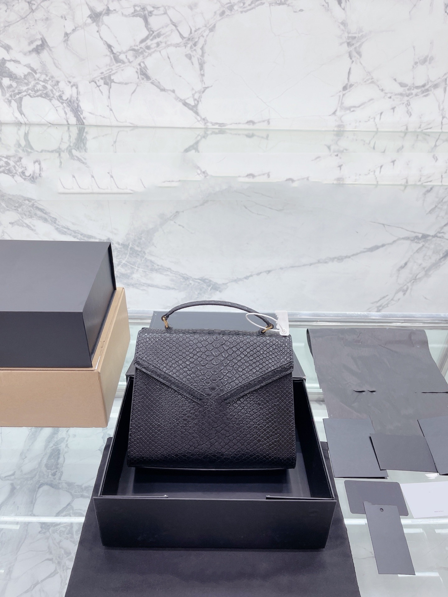 

women postman single shoulder bag handbag retro calm excellent material calf leather fabric soft suitable for luxury wholesale on any occasion, #1