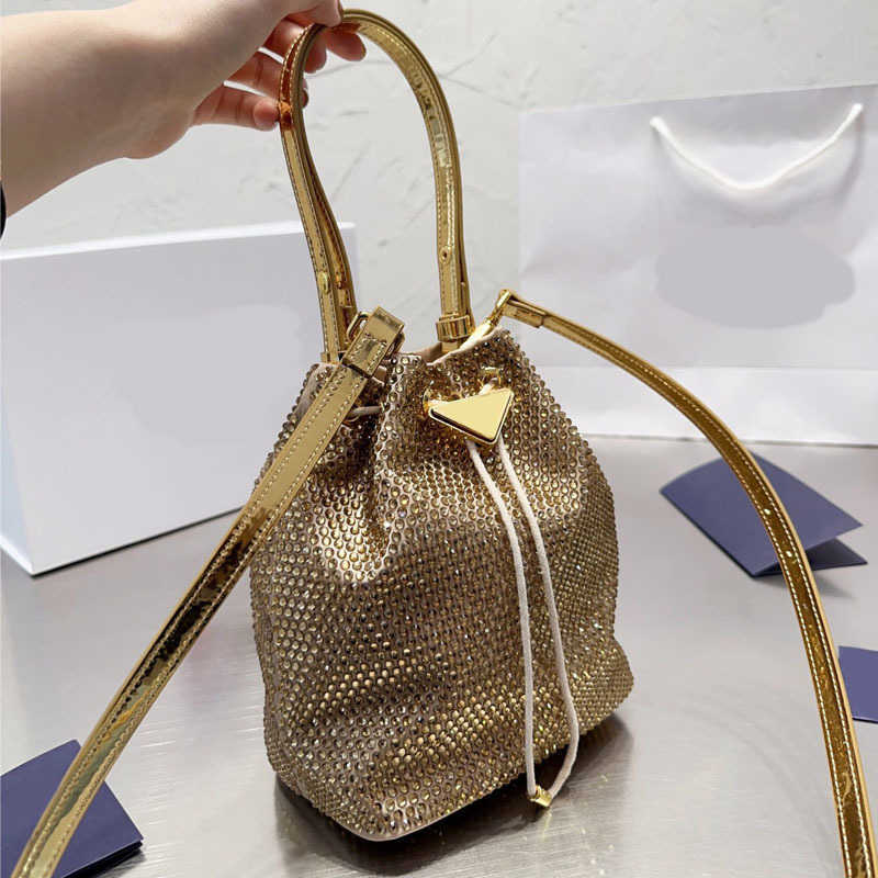 

Totes designer bags Totes Full Diamond Crystal Bag Triangle Tote Womens Designer Shoulder Purse Handbags Quality Wallets Clutch Crossbody, Gold