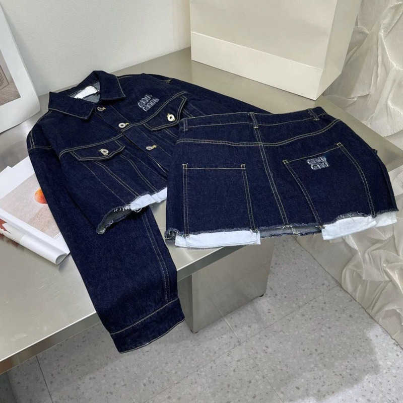 

Fashion women denim jacket letter embroidered skirts coat two-piece miu designer jackets womens fashion casual Denim skirt set, Retro blue suit