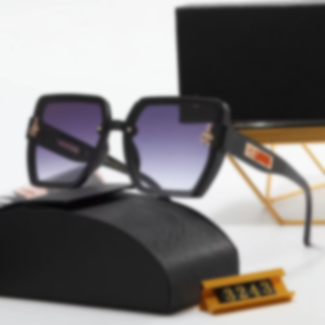 

Luxury Sunglasses Men and Women Classic Big Frame Sun Glasses For Female Trendy Outdoor Eyeglasses Shades UV400
