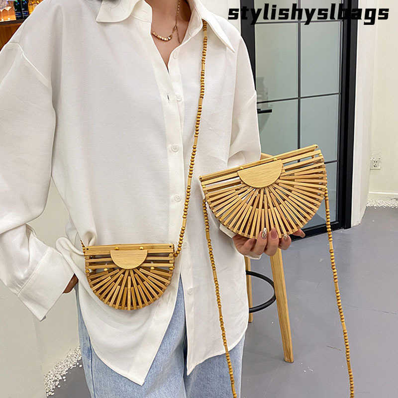 

Shoulder Bags New Summer Straw Bag Bamboo weaving Woman Handbags Hand woven High quality Lady Shoulder Crossbody Bags Bohemia Casual Beach Bag 011123H, S khaki straw bag