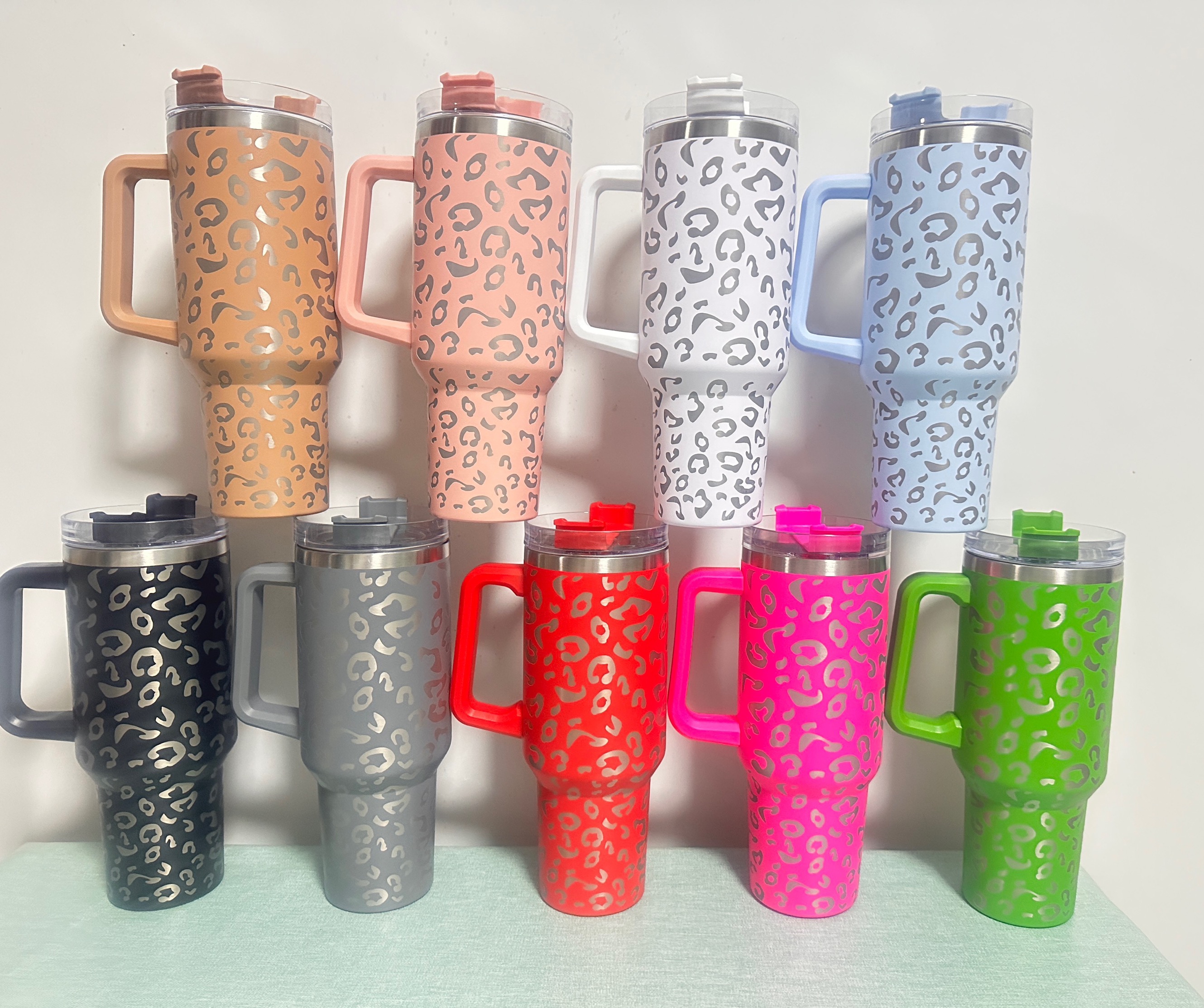 

40oz Leopard print Reusable Tumbler with Handle and Straw big capacity beer mug water bottle powder coating outdoor camping cup vacuum insulated drinking tumblers, Multi-color