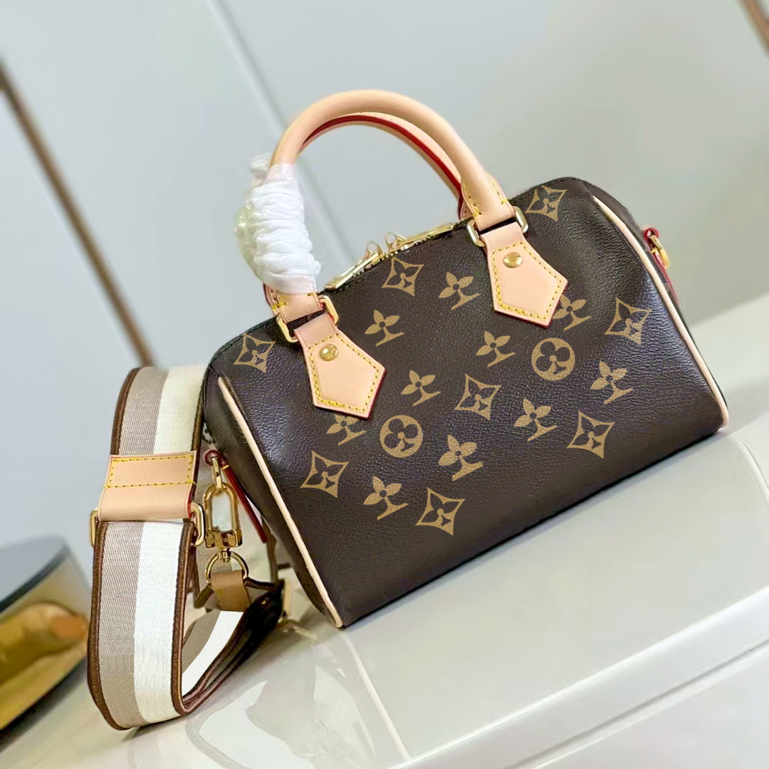 

Fashion handbags tote M81085 M46234 SPEEDY NANO 20 25 Designer Mini travel Women's me Bags Shoulder vacation Luxury clutch classic crossbody pochette famous bags, Light blue embossing