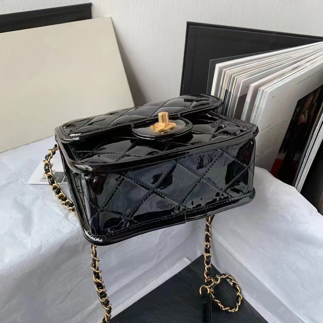 

channel totes fashion bags hand bags fashion bags handbags pochette sacoche Patent leath, #1