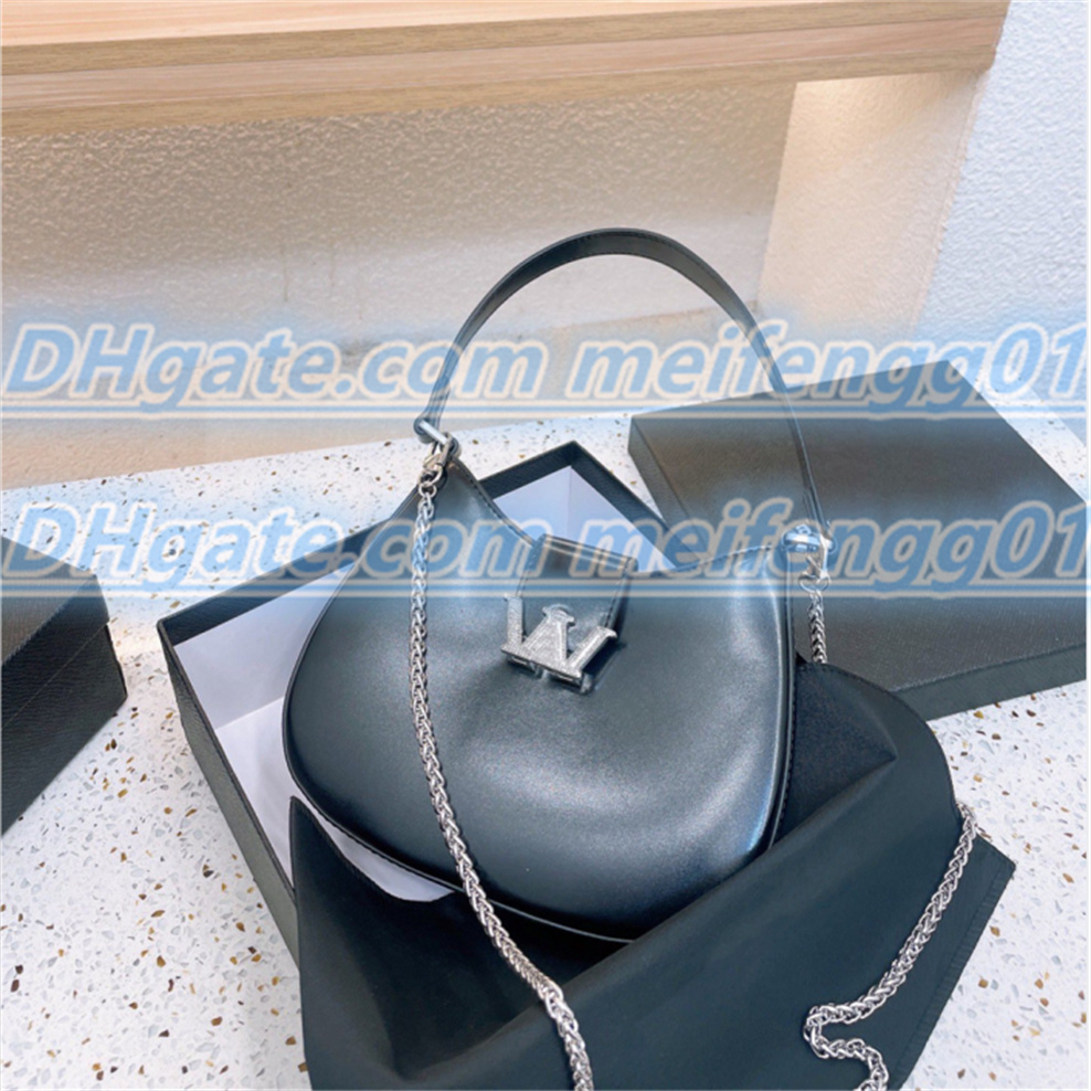 

Top leather brand new chain shoulder bag handbag highquality cross bag heart-shaped decorative waterproof cloth real leather bag Purses Tote, White
