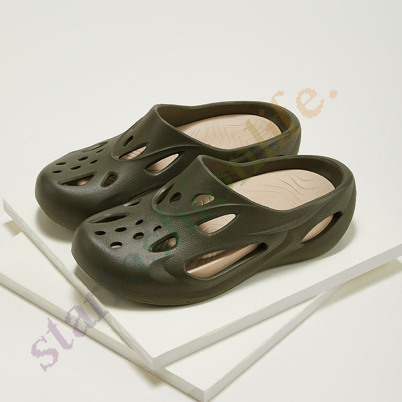 

Designer men's slippers foam running shoes bone resin agate pure desert beach slippers foam moon grey fashionable beach shoes