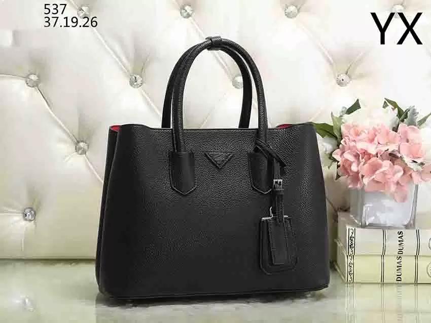 

Totes Bag 2005 Designers bags Womens Handbag vintage Crossbody On The Go Bag Tote Purse Wallets Letters Geometric pattern High Capacity Handbags Backpack dhgate