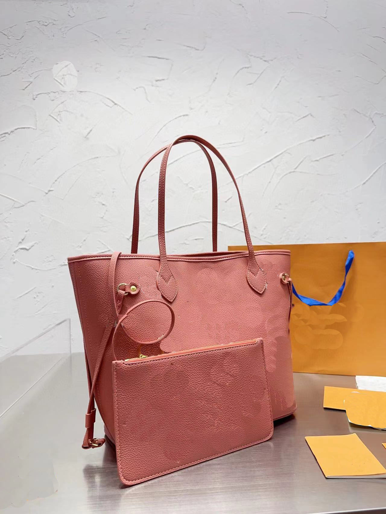 

2023 Designer shopping bag Fashion handbag Shoulder bag Women's handbag, Pink