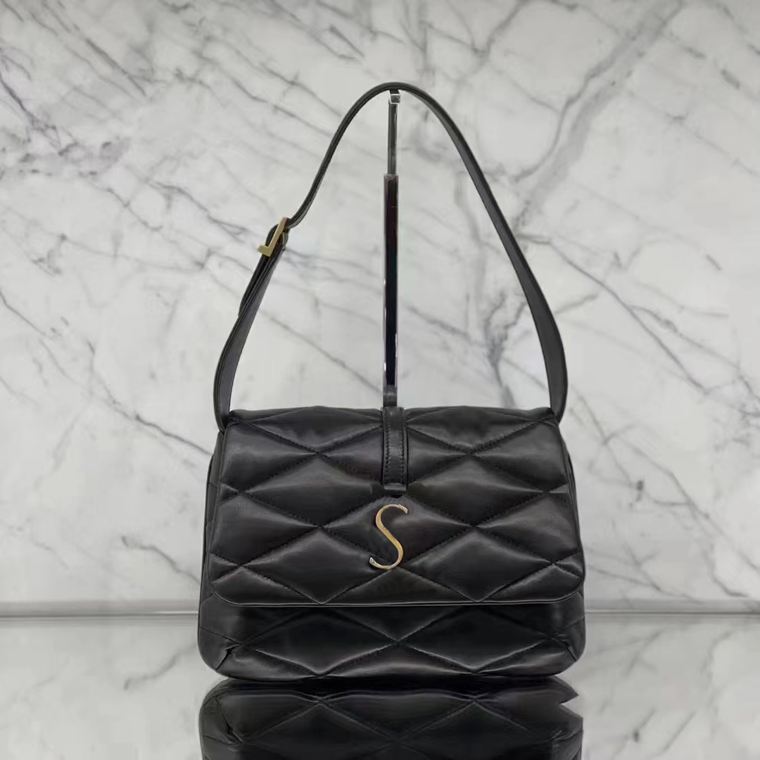 

famous 2022 latest Le 57 totes Shoulder Bag classic Crossbody Lambskin bags Hobo Clutch Womens men Luxury Designer hangdbag Hobo travel wallets envelope top handle, Black