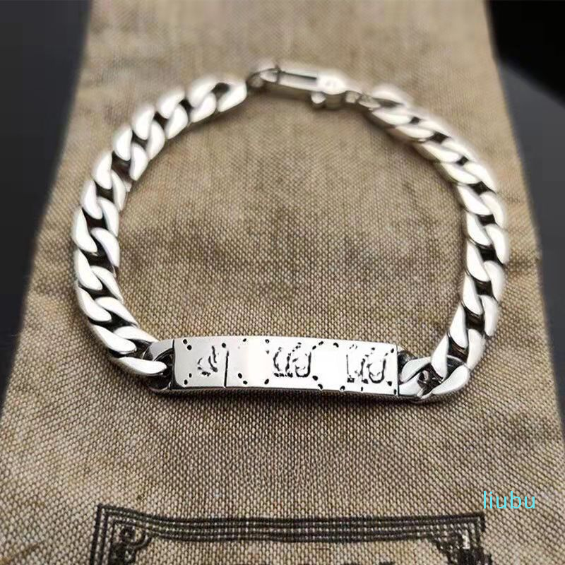 

Top luxury designer bracelet charm gift unisex hip hop women mens bracelets 16cm 18cm 20cm trendy cuban chain stainless steel cuff bangle couple jewelry
