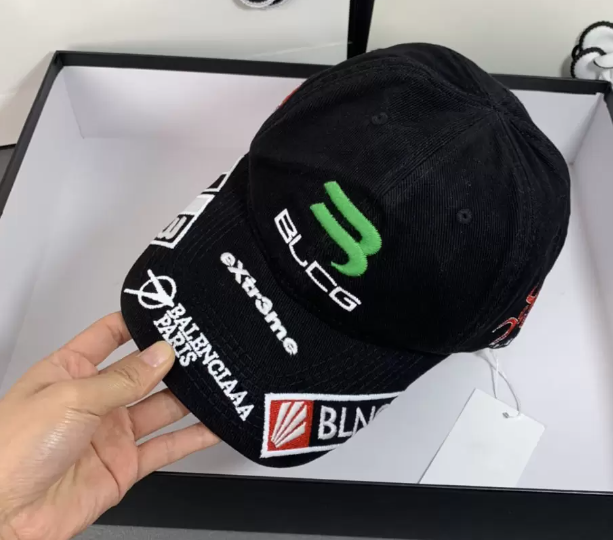 

Classic Ball Caps Designer Baseball Cap Men Women Fashion Graffiti Embroidered Letters Casquette, Black