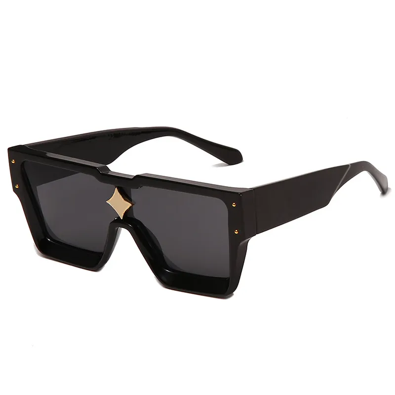 

Designer Sunglasses For Women and Men Fashion Model Special UV 400 Protection Double Beam Frame Outdoor Brands Design Alloy Top Cyclone Sunglasses