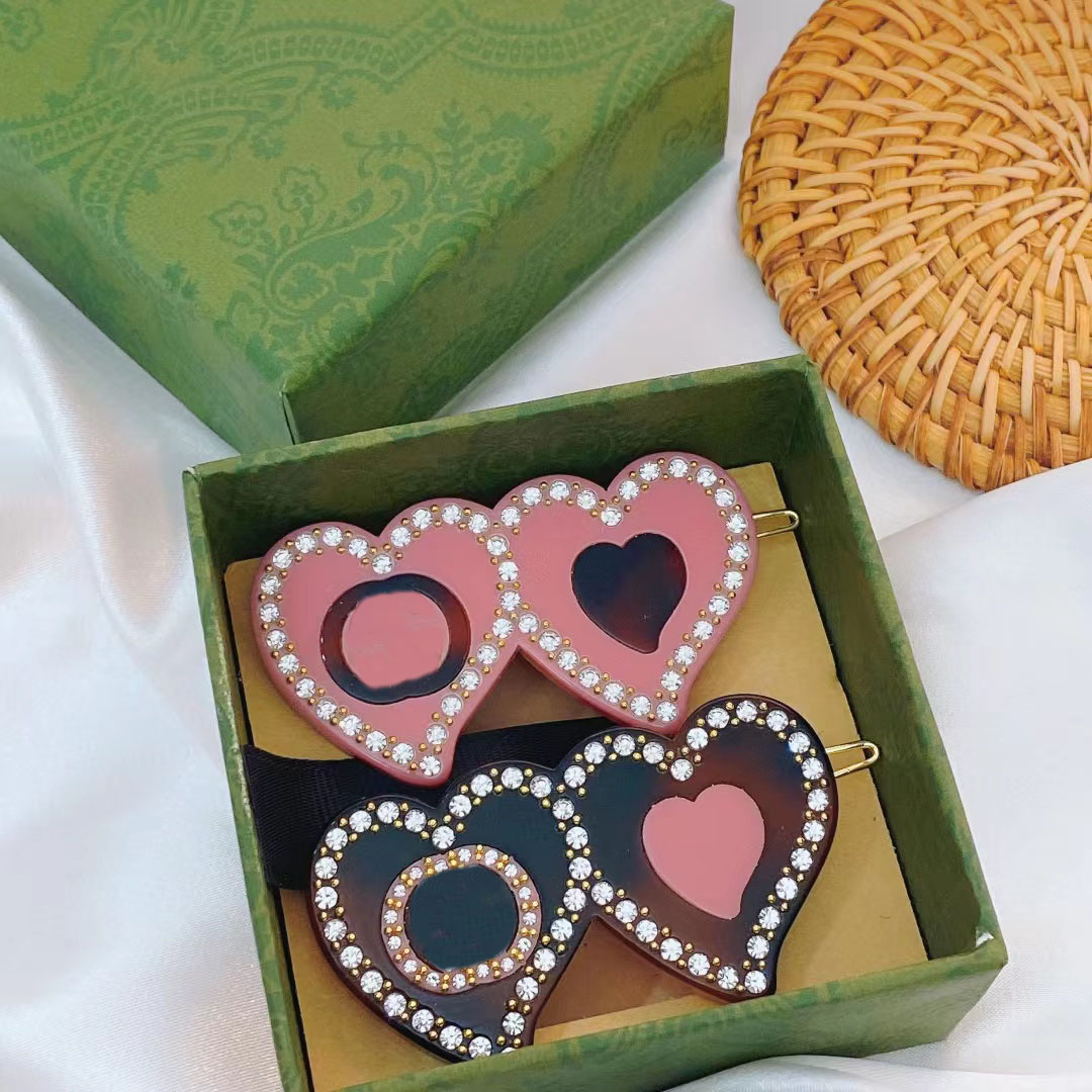 2021 New Heart shaped Hair Clips Barrettes women's fashion personality brand designer HairJewelry for women party birthday gift jewelry with bo