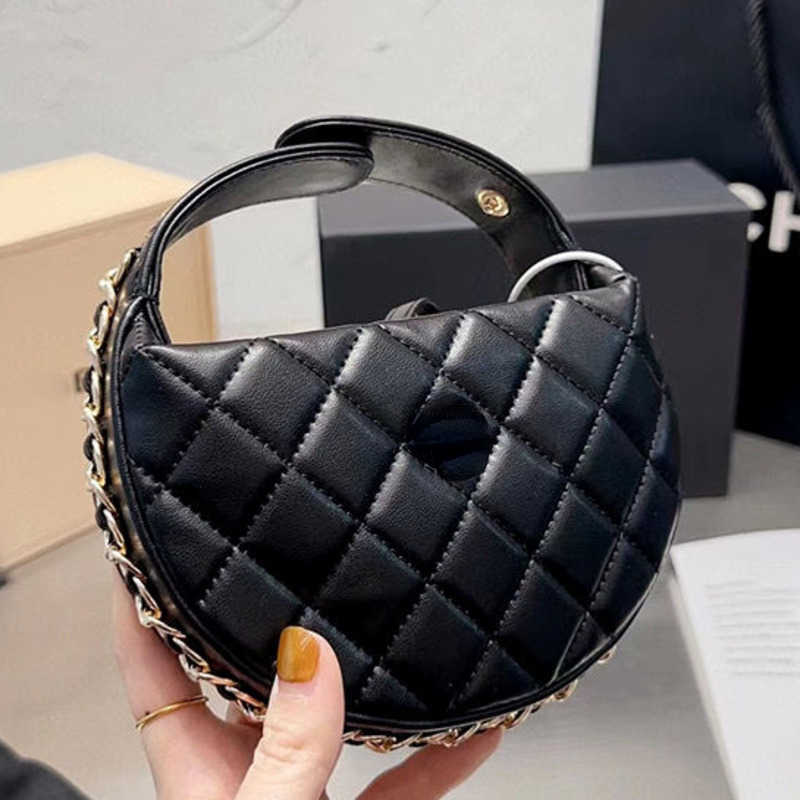 

Luxury tote bag Designer women handbag Fashion rhombic clutch Black leather shoulder bags Half moon mini crossbody purse 12cm, Red 12cm