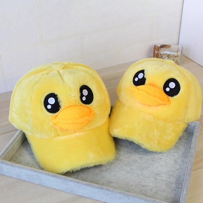 

Ball Caps Plush Rhubarb Duck 2023 Arrivals Designer Hats Baseball Cap Children Adult Style Hat Winter Animation Cosplay, Yw