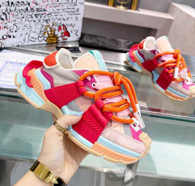 

2023 Top Quality Sneakers Casual Shoes Luxury Mixed-material Space Leather Mesh Breathable Suede Reflective Rubber Sole, Color 15