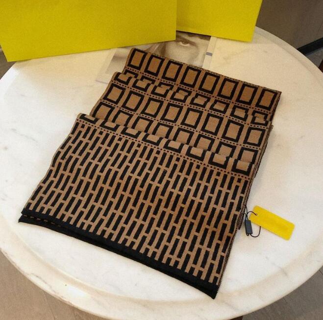 

Large size Letter Scarf Men Women Luxury Mens Cashmere Wool Silk Designers Scarvs Designers Head Scarf Womens