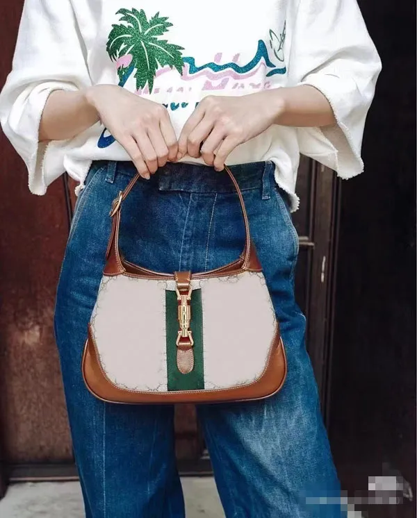 Sac de selles 1961 HORSEBIT Sacs Half Moom Femmes Sacs à bandoulière Grande petite taille Zipper Totes Designers luxueux Sac Hobo Sacs à main à r