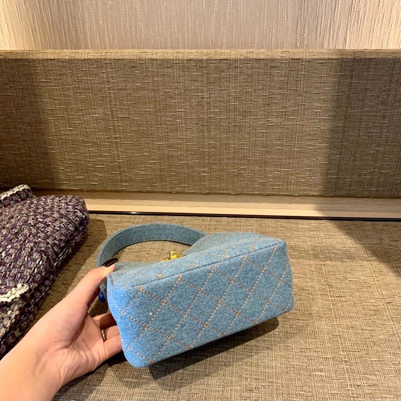 

New qulity designer bags classic womens handbags ladies composite clutch shoulder bag Underarm bag Crossbody Handbag Stylish and versatile Small fragrant wind, Blue1