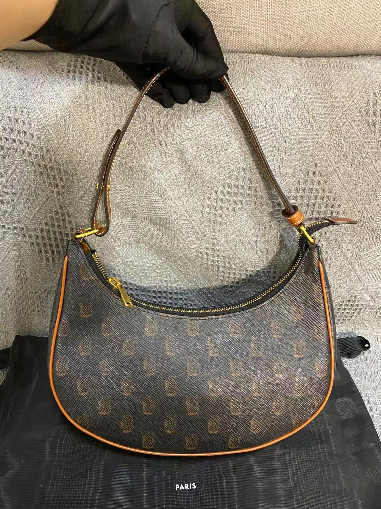 

famous Luxury Designer totes crossbody Bags Underarm Bag Printed pattern Genuine leather Evening 5A quality hangbags AVA TRIOMPHE Women's men Shoulder Soft wallet, Mon0gram black