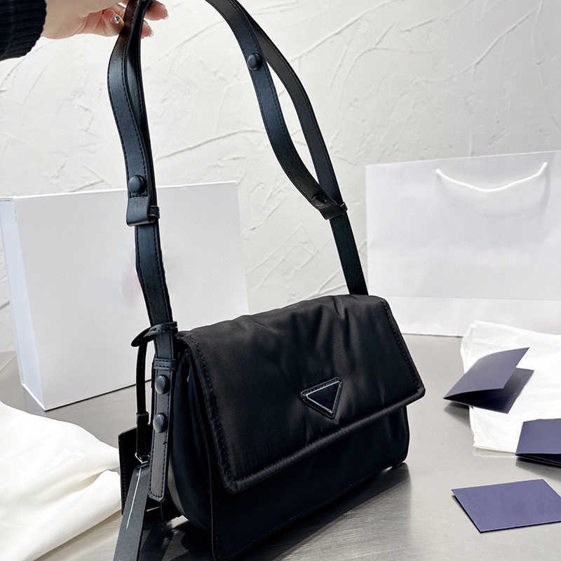 

shoulder bag designer crossbody bags women messenger bag Simple Solid Color Square Wallet mens nylon bags luxurys handbag black purses 230117