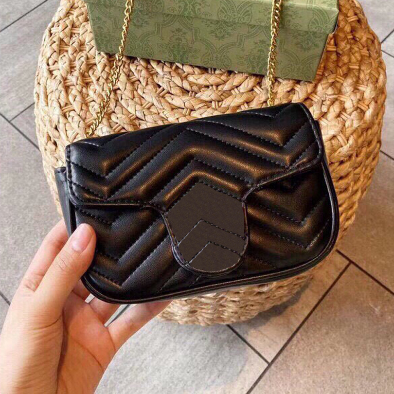 

Mini Luxurys Designer Bags Shoulder Bag Crossbody Leather Vintage Metal Chain Luxury Handbag Purse 16 cm Flip Cover Wallet With Box, White