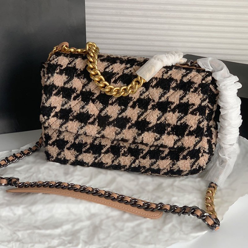 

Metal Portable Tweed Women Classic Flap Shoulder Bag Quilted Large Capacity Luxury Designer Crossbody Vintage Handbag Multi Pochettes Coin Purse Clutch Sacoche, Black