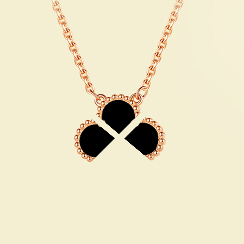

Designer four-leaf Clover pendant Necklace Jewelry Set Bracelet earrings Gold and silver mother-of-Pearl Green Flower Necklace