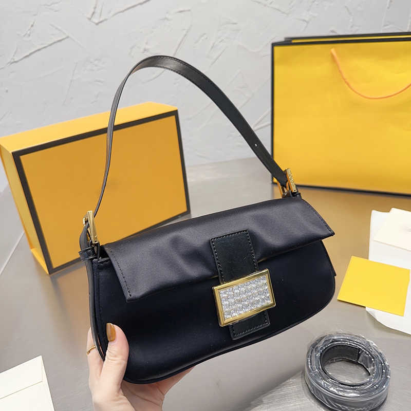 

designer bag crossbody bags luxurys handbag nylon shoulder bags women Vintage Black Underarm Baguette Bag messenger purse wallet 230119, Black 25*12cm